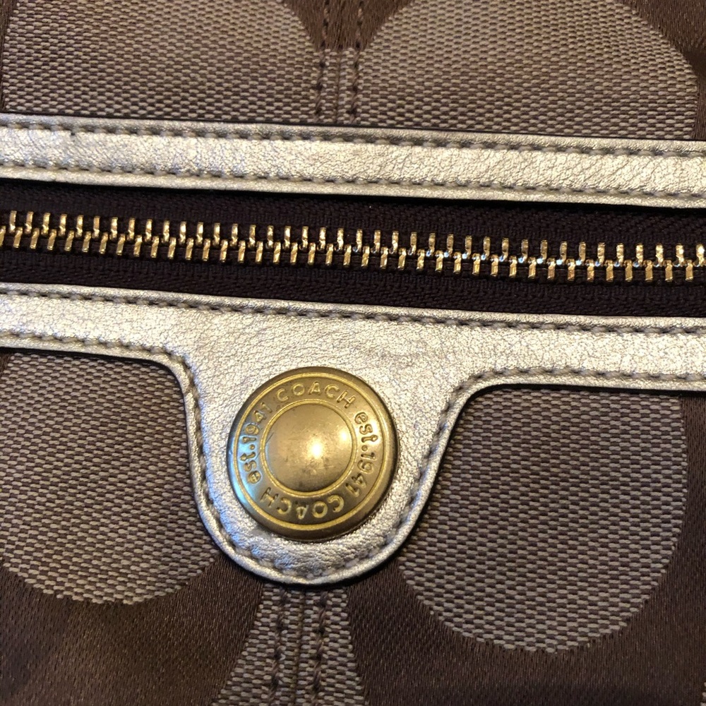 Coach Signature Print Crescent W/Shoulder Strap - Picture 4 of 8